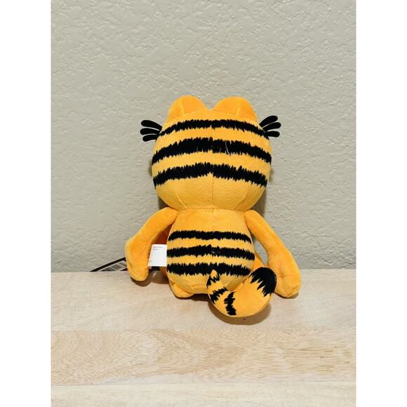 NEW The Garfield Movie Official 8” Garfield Plush Plushie AMC Merch 2024 - Picture 2 of 6